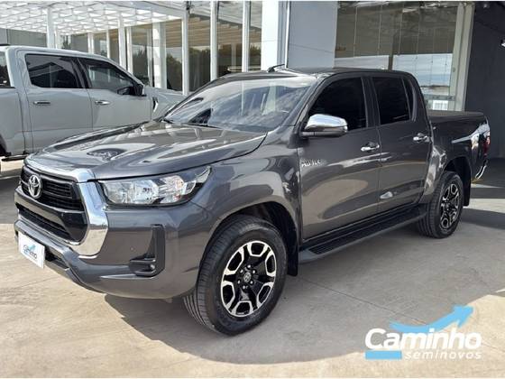 TOYOTA HILUX 2.8 D-4D TURBO DIESEL CD SRV 4X4 AUTOMÁTICO